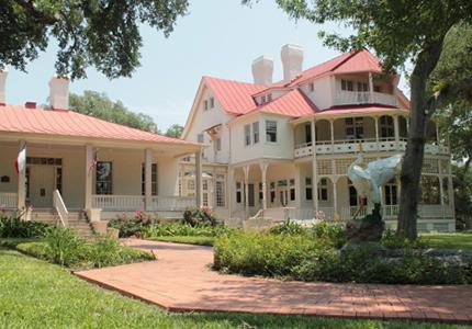 Brackenridge Villa